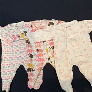 Lot of 3 magnificent baby new born pjs